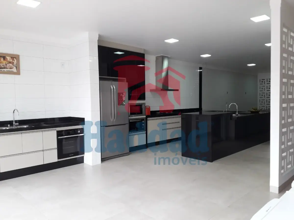 EXCELENTE OPORTUNIDADE – CASA MODERNA NA VILA GUANABARA Ref: 14725 - 04