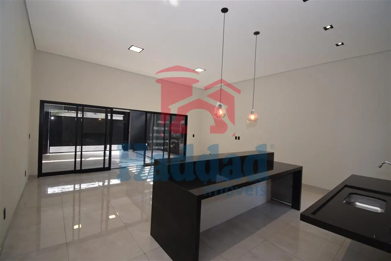 CASA NOVINHA. OK PARA FINANCIAMENTO, ACABAMENTO DIFENCIADO, LOCALIZAÇÃO PRIVELGIADA… Ref: 15289 - DSC_0103