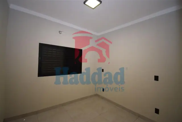 CASA NOVINHA. OK PARA FINANCIAMENTO, ACABAMENTO DIFENCIADO, LOCALIZAÇÃO PRIVELGIADA… Ref: 15289 - DSC_0106