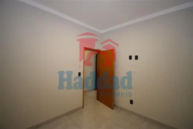 CASA NOVINHA. OK PARA FINANCIAMENTO, ACABAMENTO DIFENCIADO, LOCALIZAÇÃO PRIVELGIADA… Ref: 15289 - DSC_0107