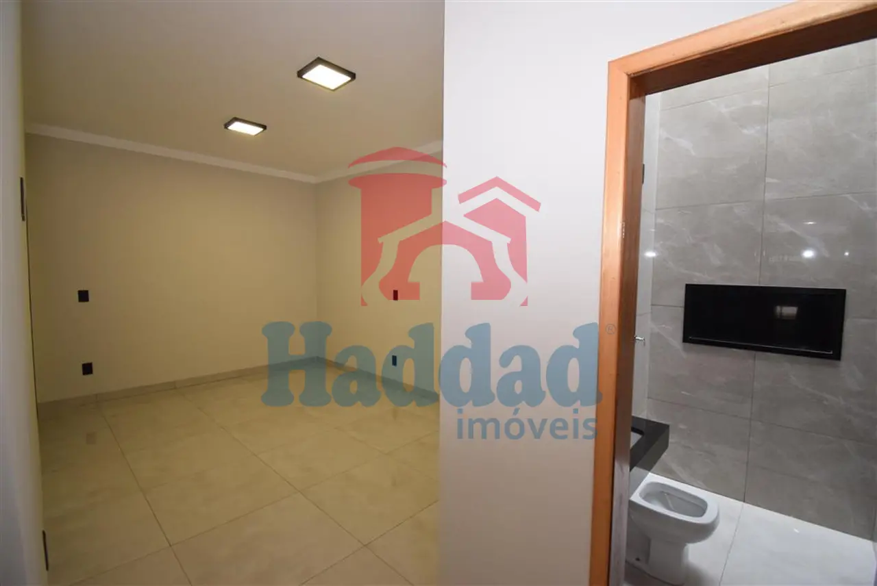 CASA NOVINHA. OK PARA FINANCIAMENTO, ACABAMENTO DIFENCIADO, LOCALIZAÇÃO PRIVELGIADA… Ref: 15289 - DSC_0108