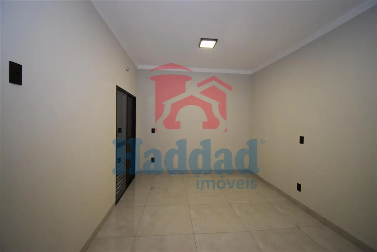 CASA NOVINHA. OK PARA FINANCIAMENTO, ACABAMENTO DIFENCIADO, LOCALIZAÇÃO PRIVELGIADA… Ref: 15289 - DSC_0109