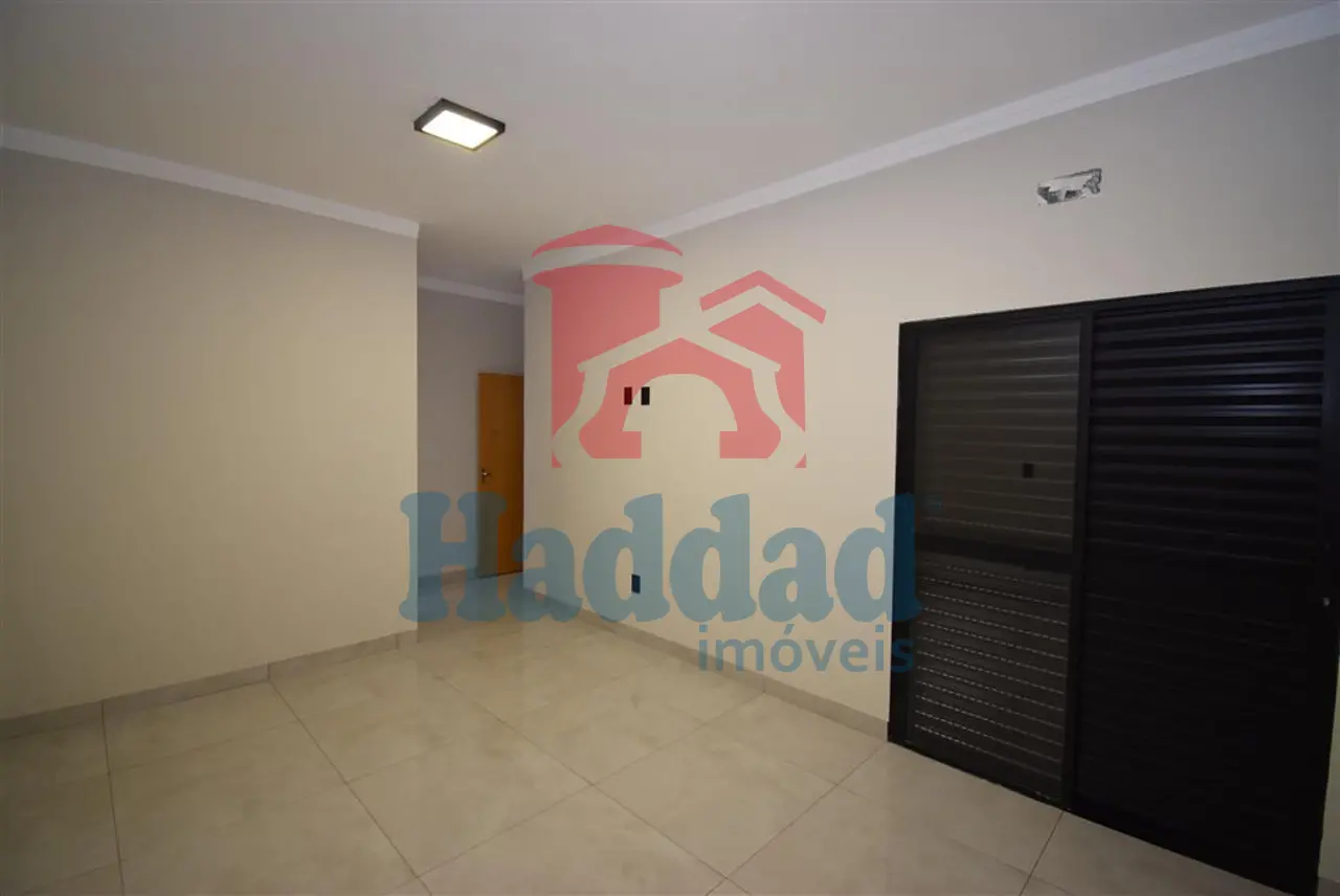 CASA NOVINHA. OK PARA FINANCIAMENTO, ACABAMENTO DIFENCIADO, LOCALIZAÇÃO PRIVELGIADA… Ref: 15289 - DSC_0110