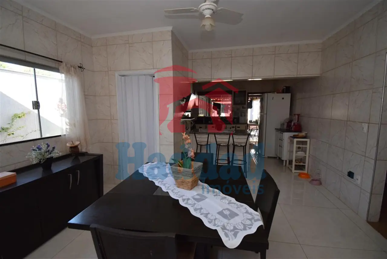 CASA DOS SONHOS COM 4 DORMITORIOS E PISCINA AREA CENTRAL. Ref: 15453 - DSC_0014