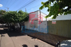 Venda: Casa no Parque Res. Laluce Excelente Terreno e Custo-Benefício Ref: 15473 - F14994C