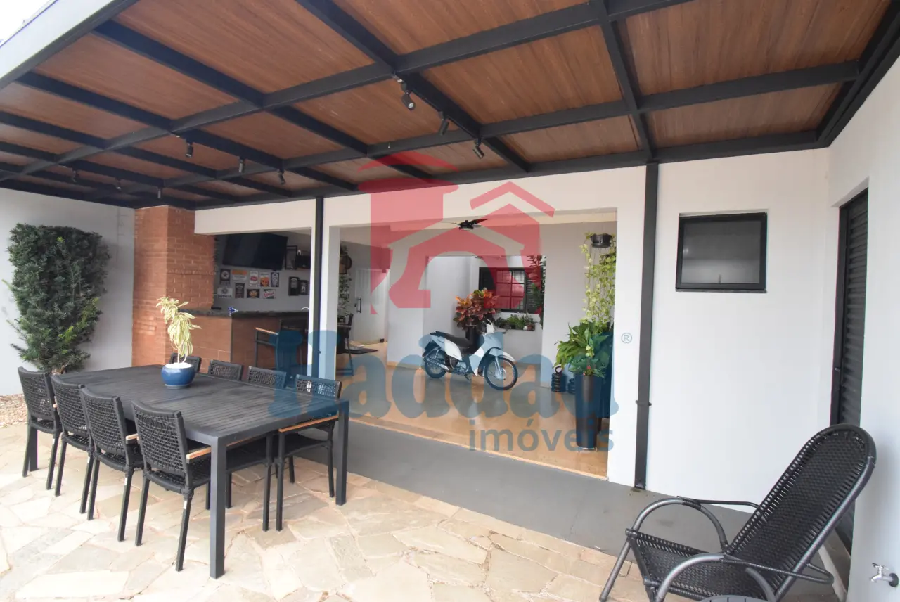 BAIRRO TRANQUILO, CASAS BOAS, PROXIMO AO CENTRO…!!! Ref: 15622 - DSC_0025
