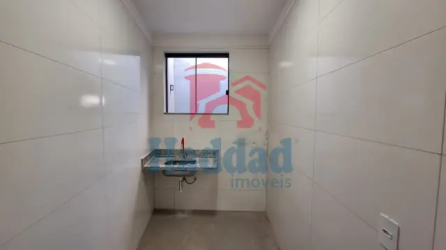 BARRACÃO NOVO  PARA  PRIMEIRA LOCAÇÃO Ref: 15632 - 06