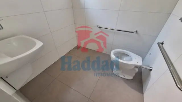 BARRACÃO NOVO  PARA  PRIMEIRA LOCAÇÃO Ref: 15632 - 08