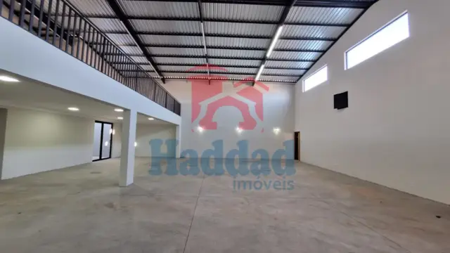BARRACÃO NOVO  PARA  PRIMEIRA LOCAÇÃO Ref: 15632 - 11