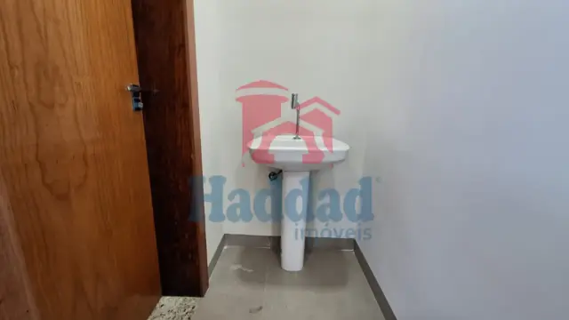 BARRACÃO NOVO  PARA  PRIMEIRA LOCAÇÃO Ref: 15632 - 15