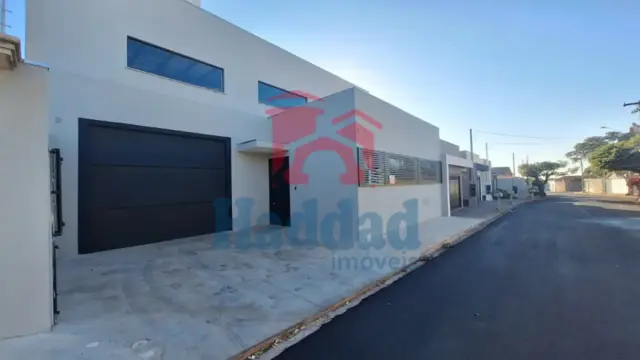 BARRACÃO NOVO  PARA  PRIMEIRA LOCAÇÃO Ref: 15632 - 01